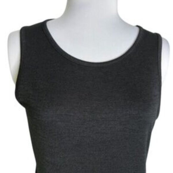 Black Scoop Neck Tank Top - Picture 2 of 4